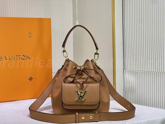 LV Handbags 542